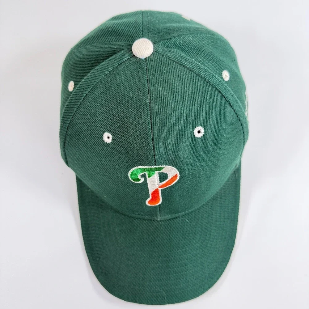 Philadelphia Phillies Hat Green Shamrock St Patricks Day Hook and Loop Cap